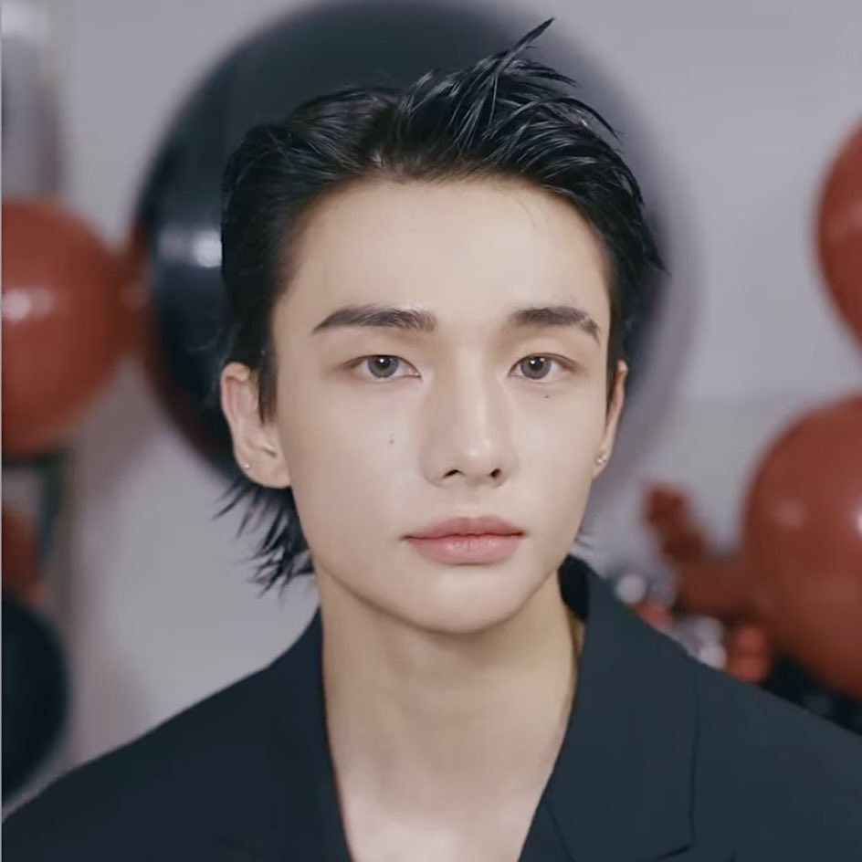 A moment captured by Hyunjin (Stray Kids)'s fan