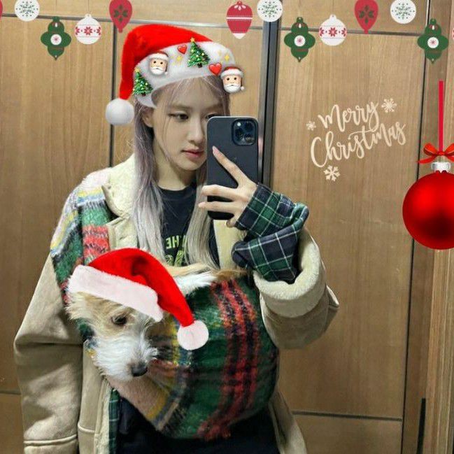 Behind-the-scenes cut of ROSÉ (BLACKPINK)