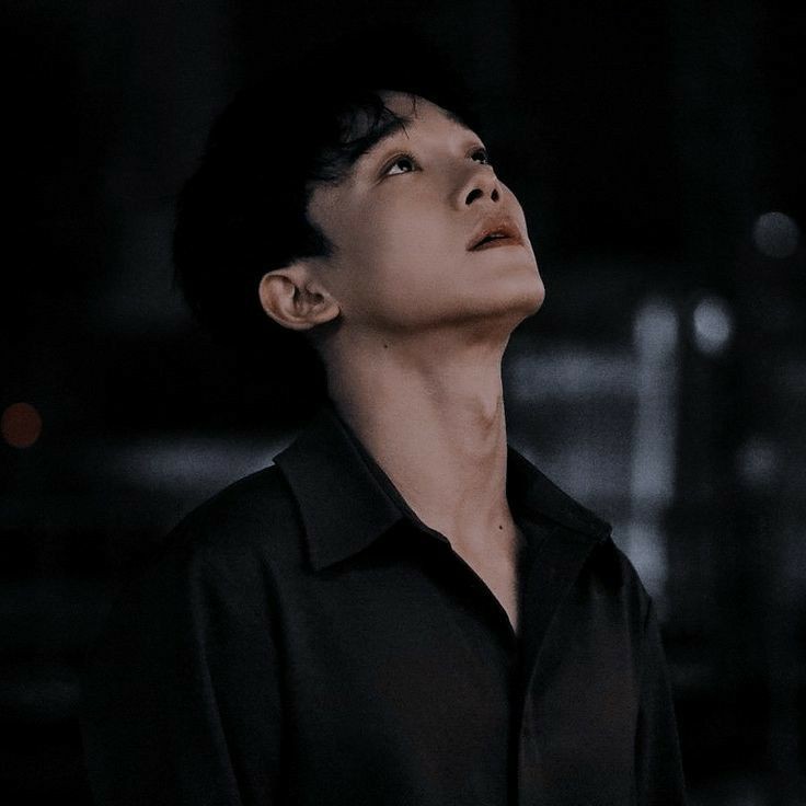 Behind-the-scenes cut of Chen (EXO)