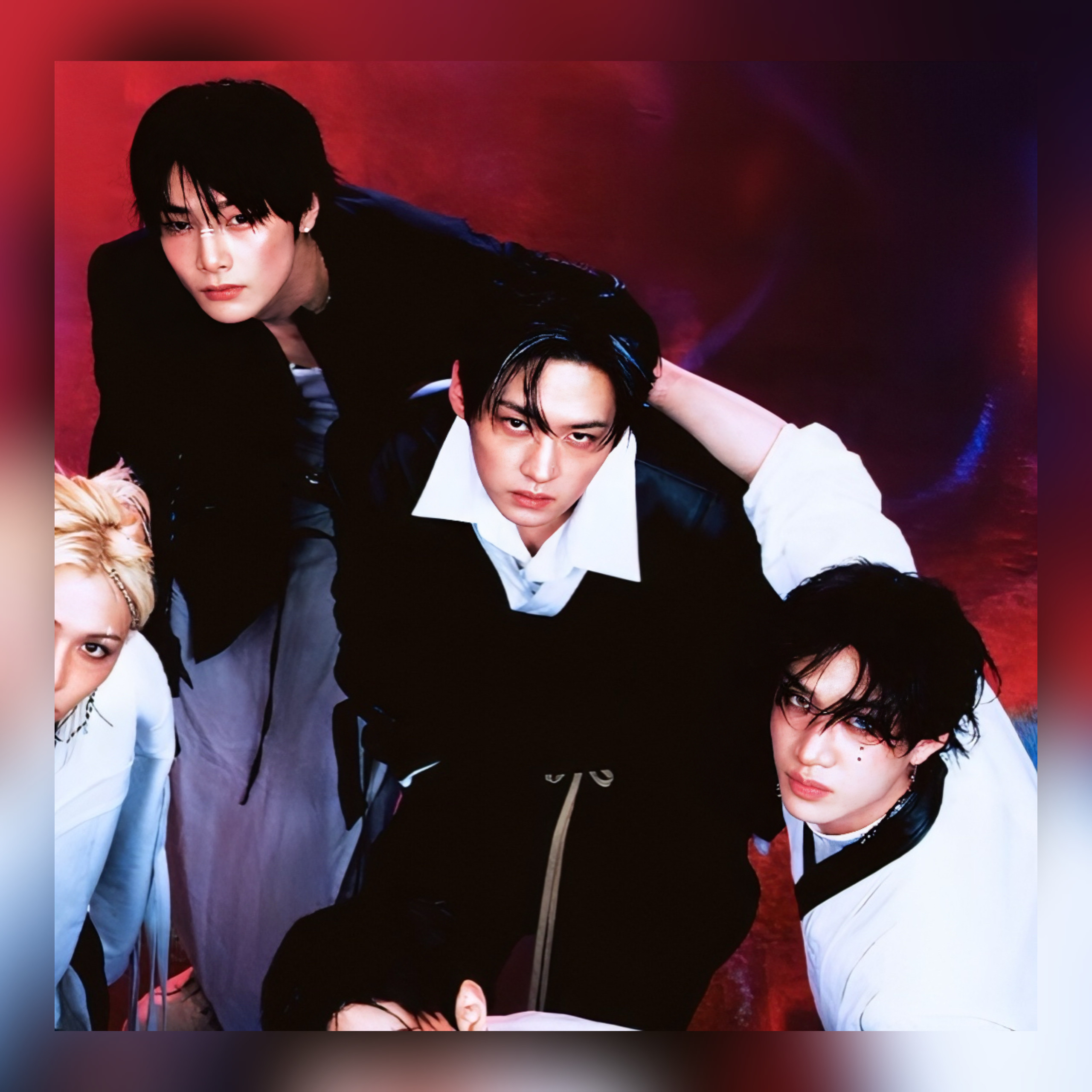 Behind-the-scenes cut of Lee Know (Stray Kids)