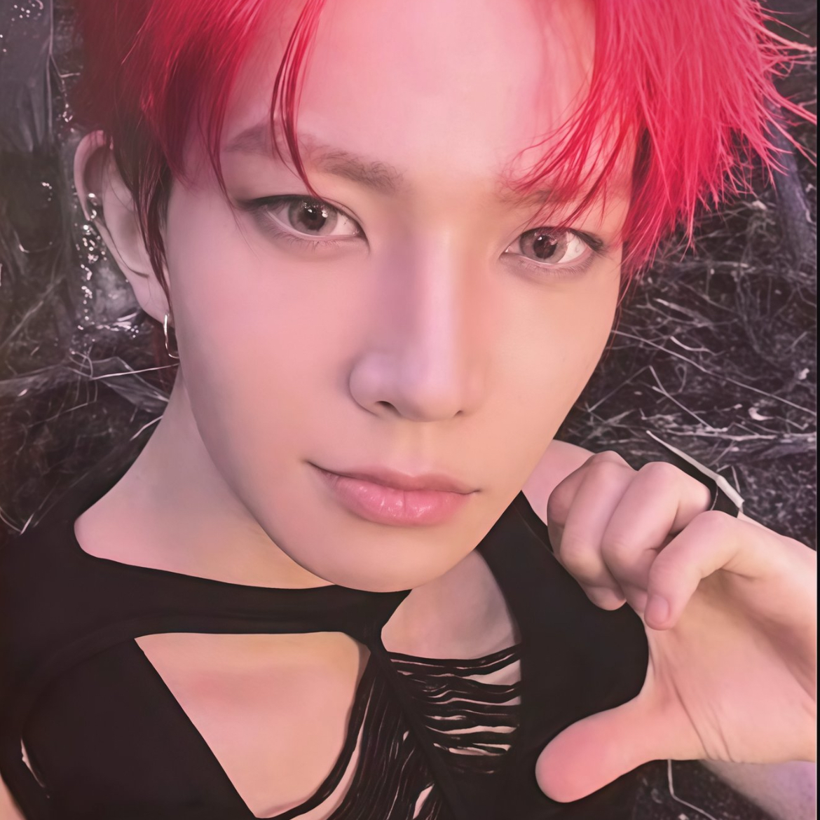 Foto terbaru Heeseung (ENHYPEN)