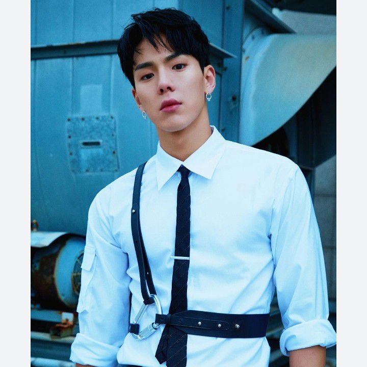 Behind-the-scenes cut of Shownu (MONSTA X)
