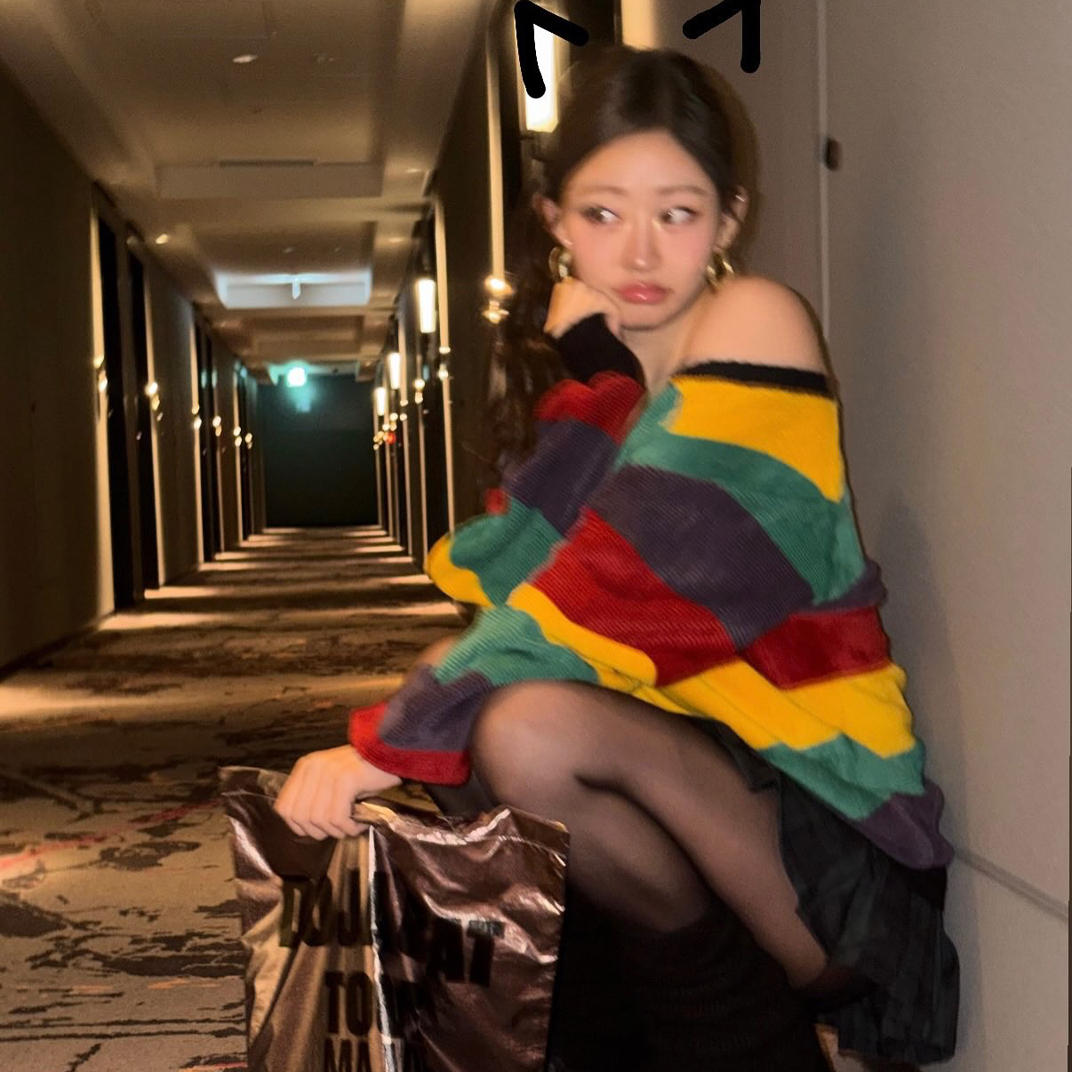 Behind-the-scenes cut of Julie (KISS OF LIFE)