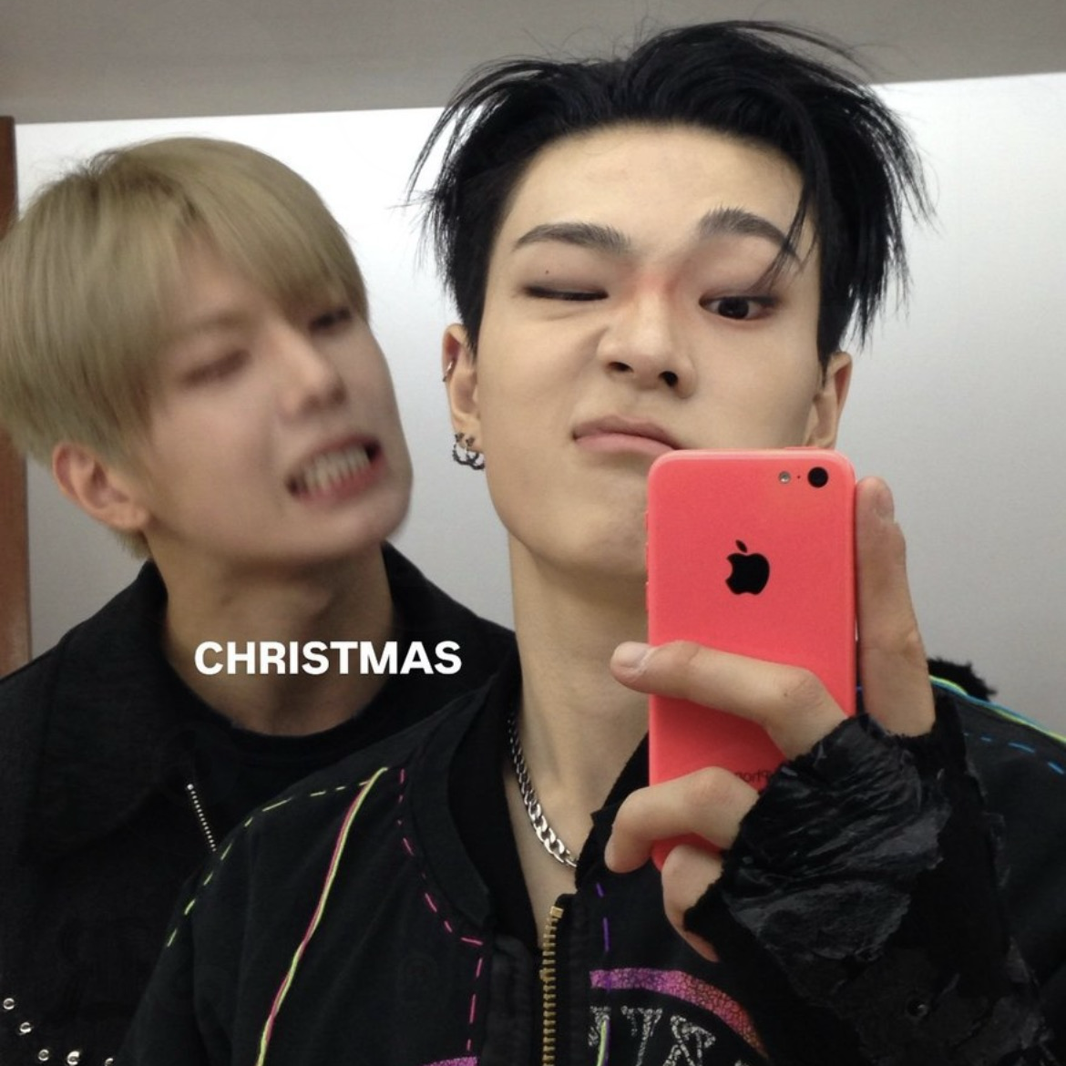 A moment captured by LEEJEONG (WHIB)'s fan