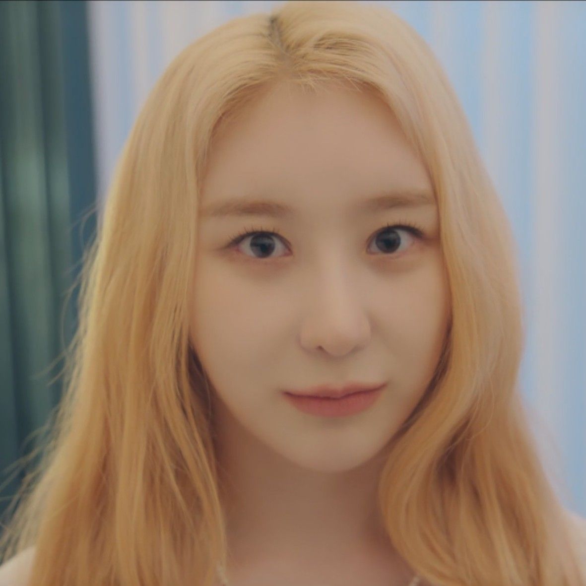 Latest photo of Lee Chaeyeon