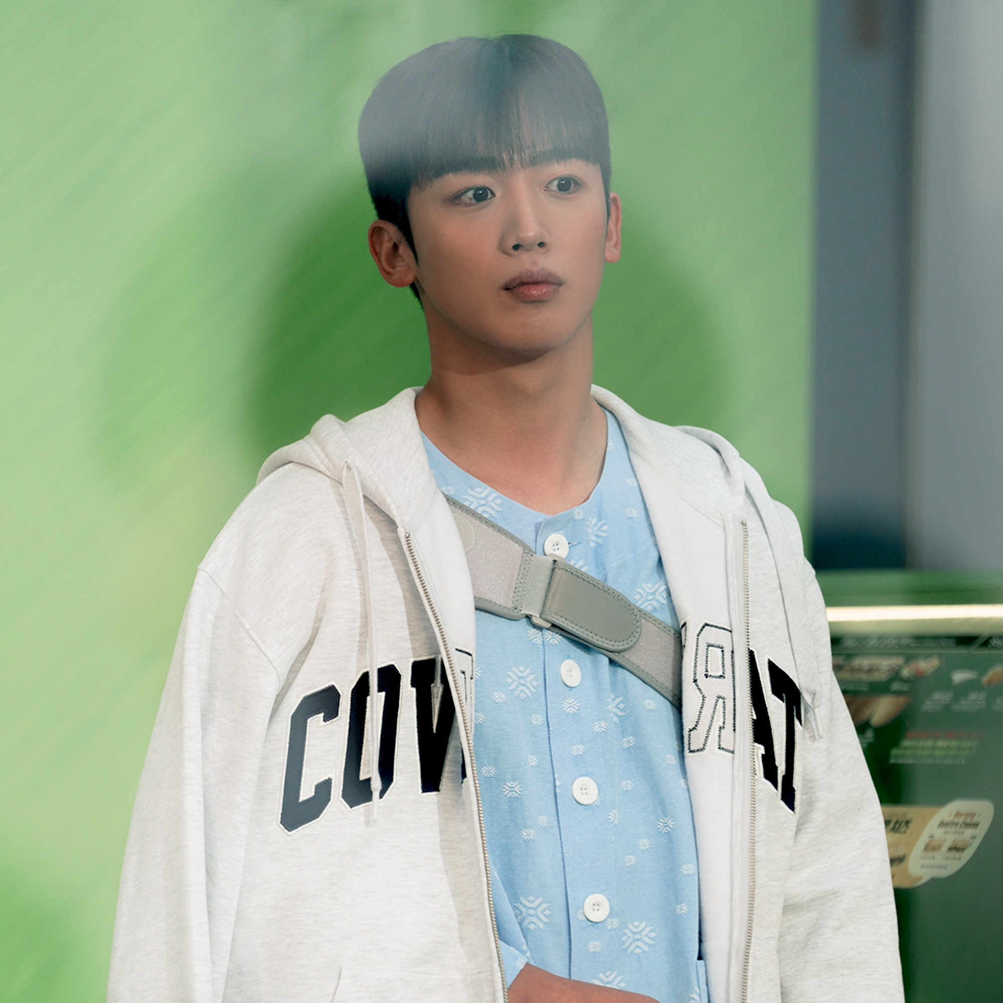 Potret di balik layar Kim Yohan (WEi)