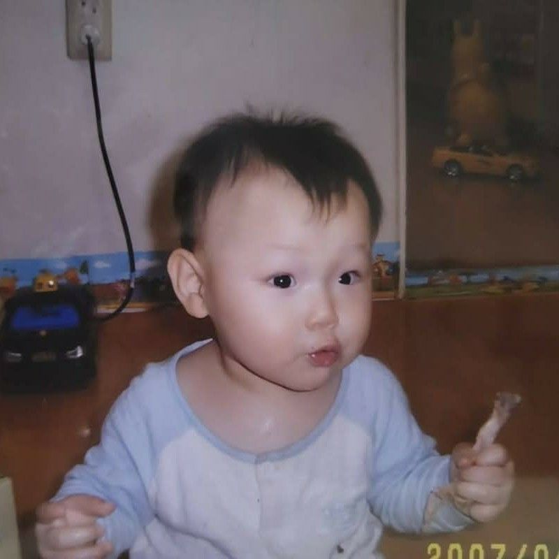 Latest photo of Eunseop (LUN8)