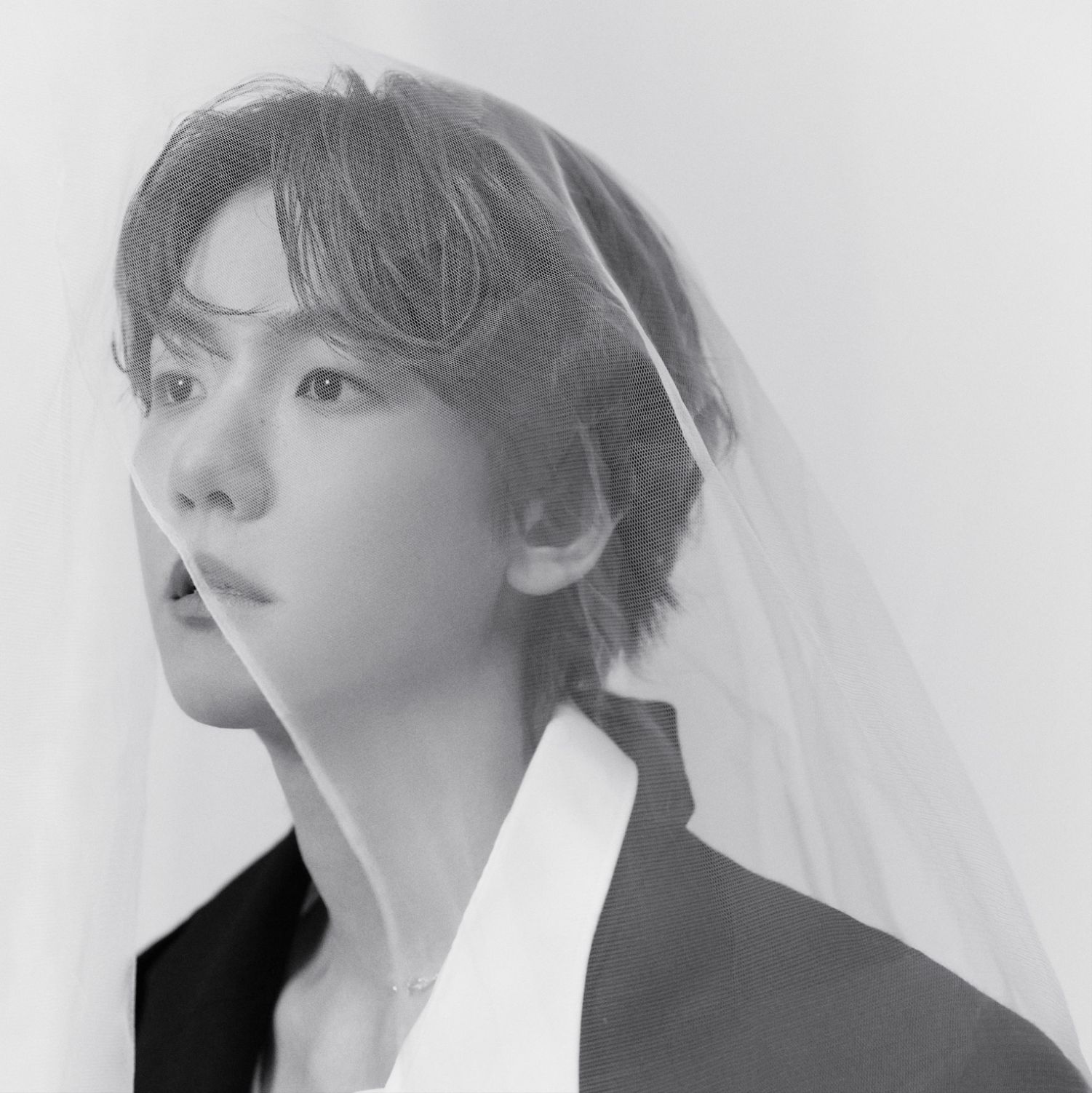Behind-the-scenes cut of Baekhyun (EXO)