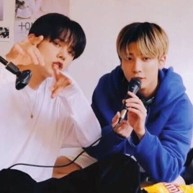태현 (투모로우바이투게더) 최근 활동샷