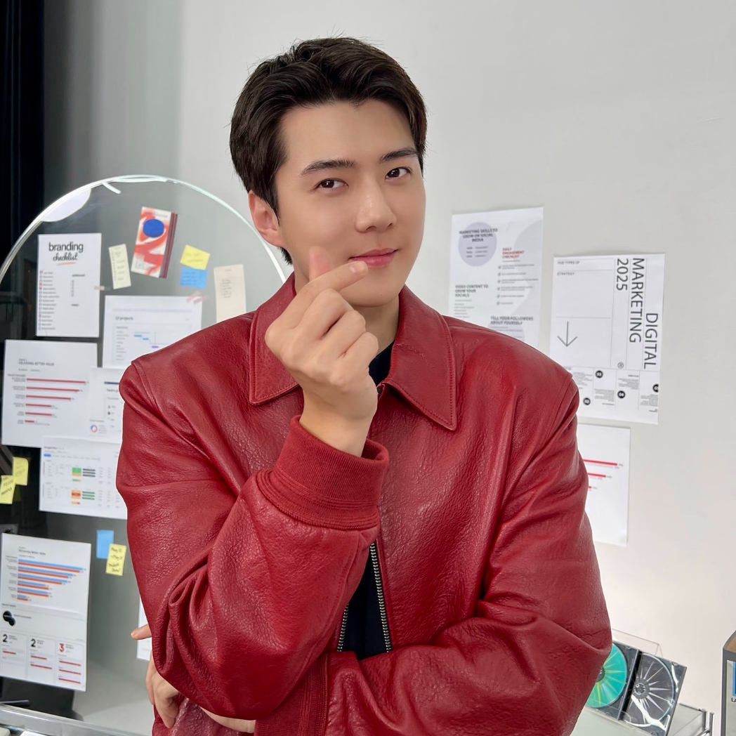 세훈 (EXO) 최근 활동샷