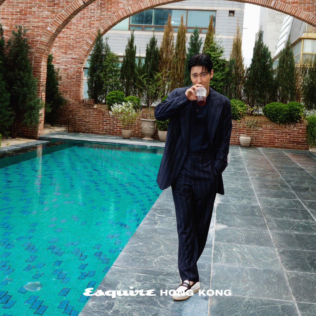 Recent activity shot of Siwon (Super Junior)