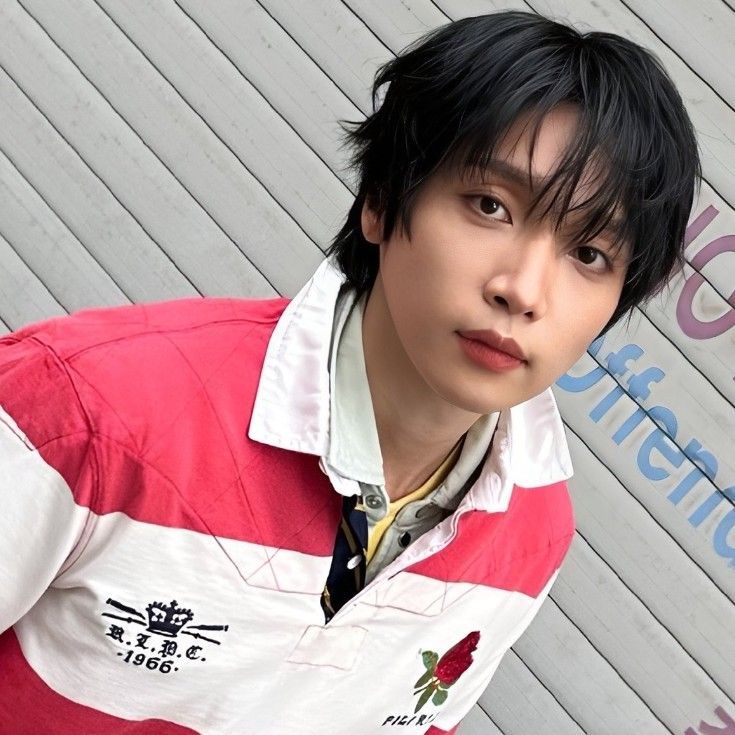 Recent activity shot of Jeong Sewoon