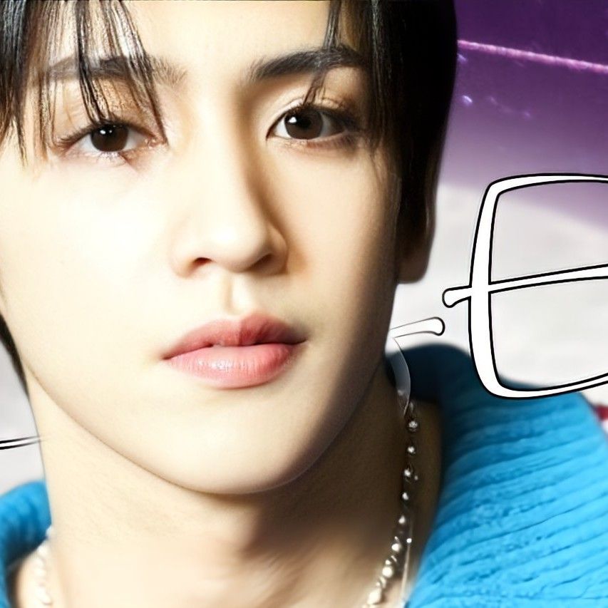 Recent activity shot of Wooseok (PENTAGON)