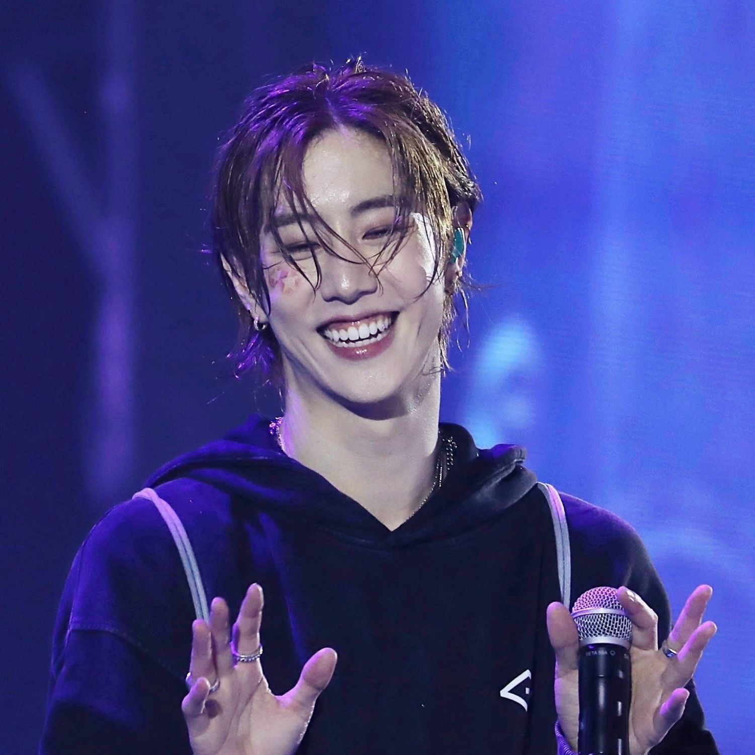 Latest photo of Mark (GOT7)