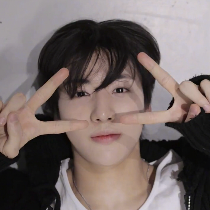 Recent activity shot of Yang Donghwa (POLARIX)