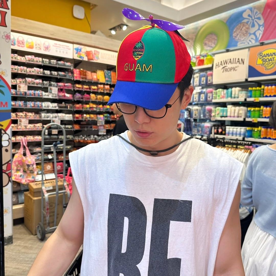 Foto aktivitas terbaru BOBBY (iKON)