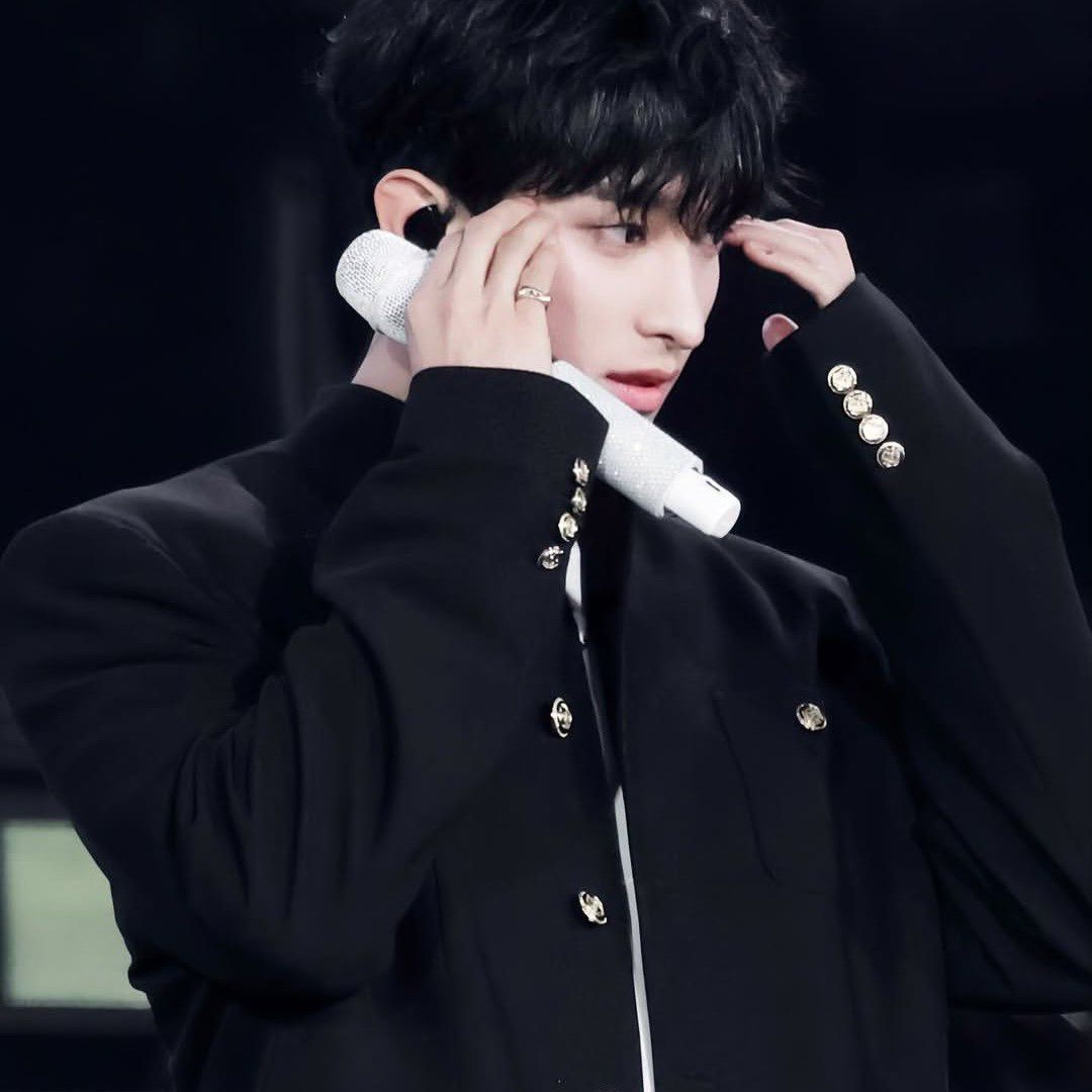 Behind-the-scenes cut of DK (SEVENTEEN)