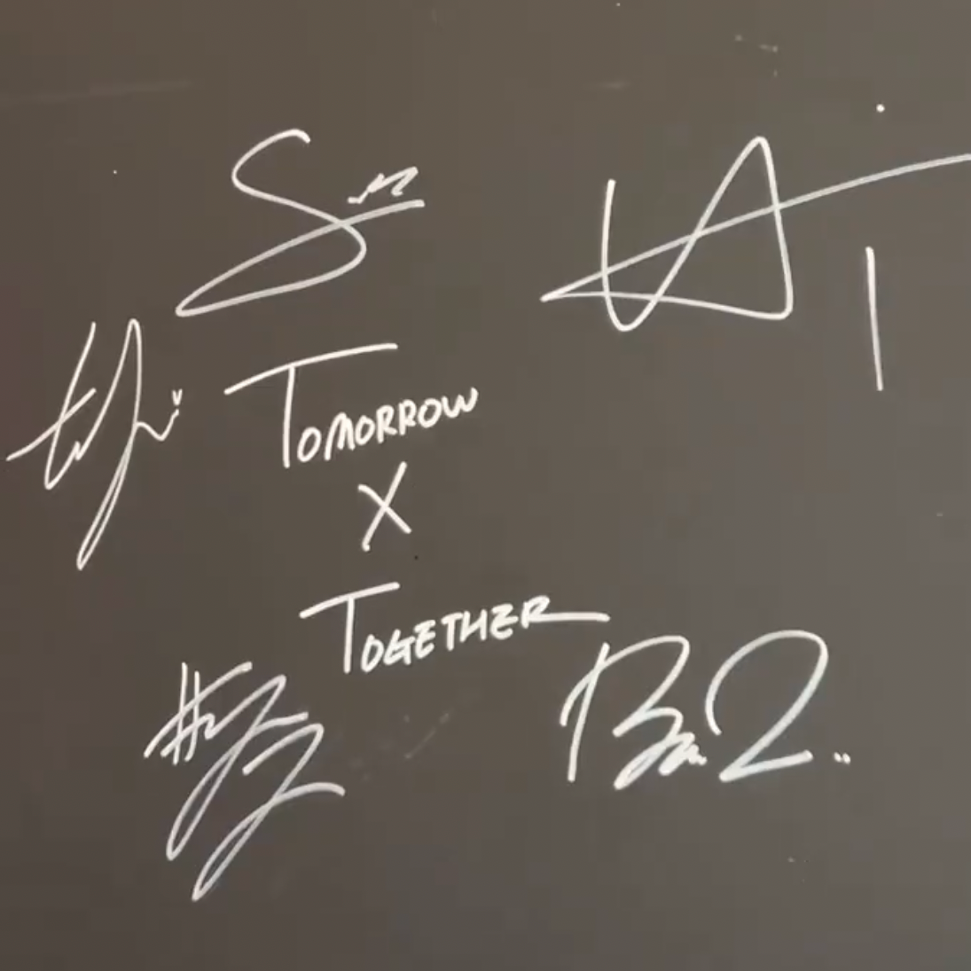 Potret di balik layar Taehyun (TOMORROW X TOGETHER)