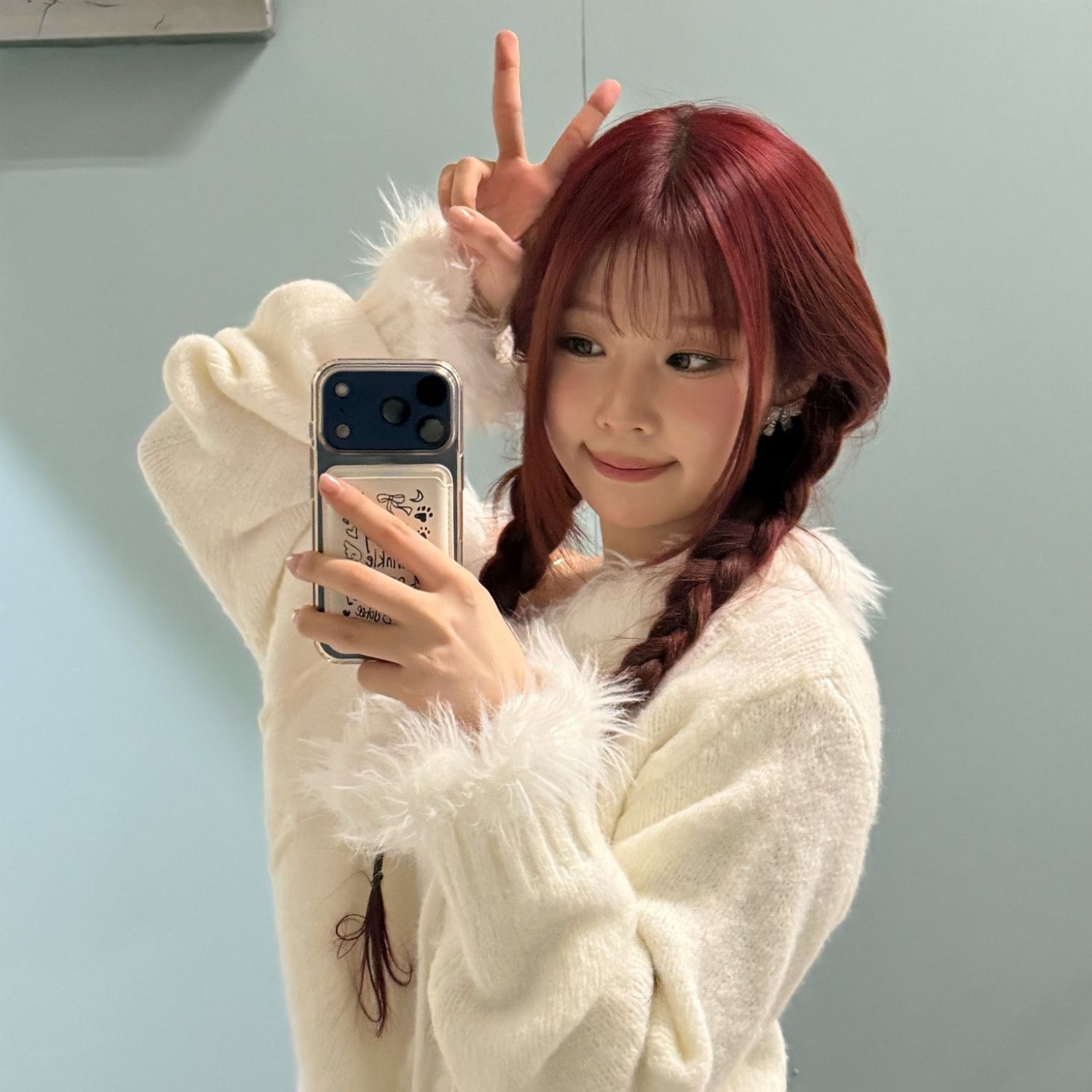 Behind-the-scenes cut of Dohee (SAY MY NAME)