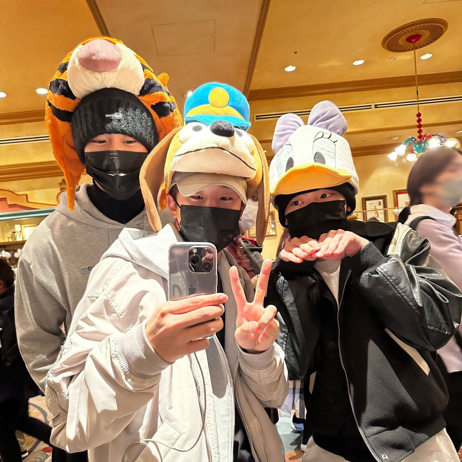 Latest photo of Moonbin (ASTRO)