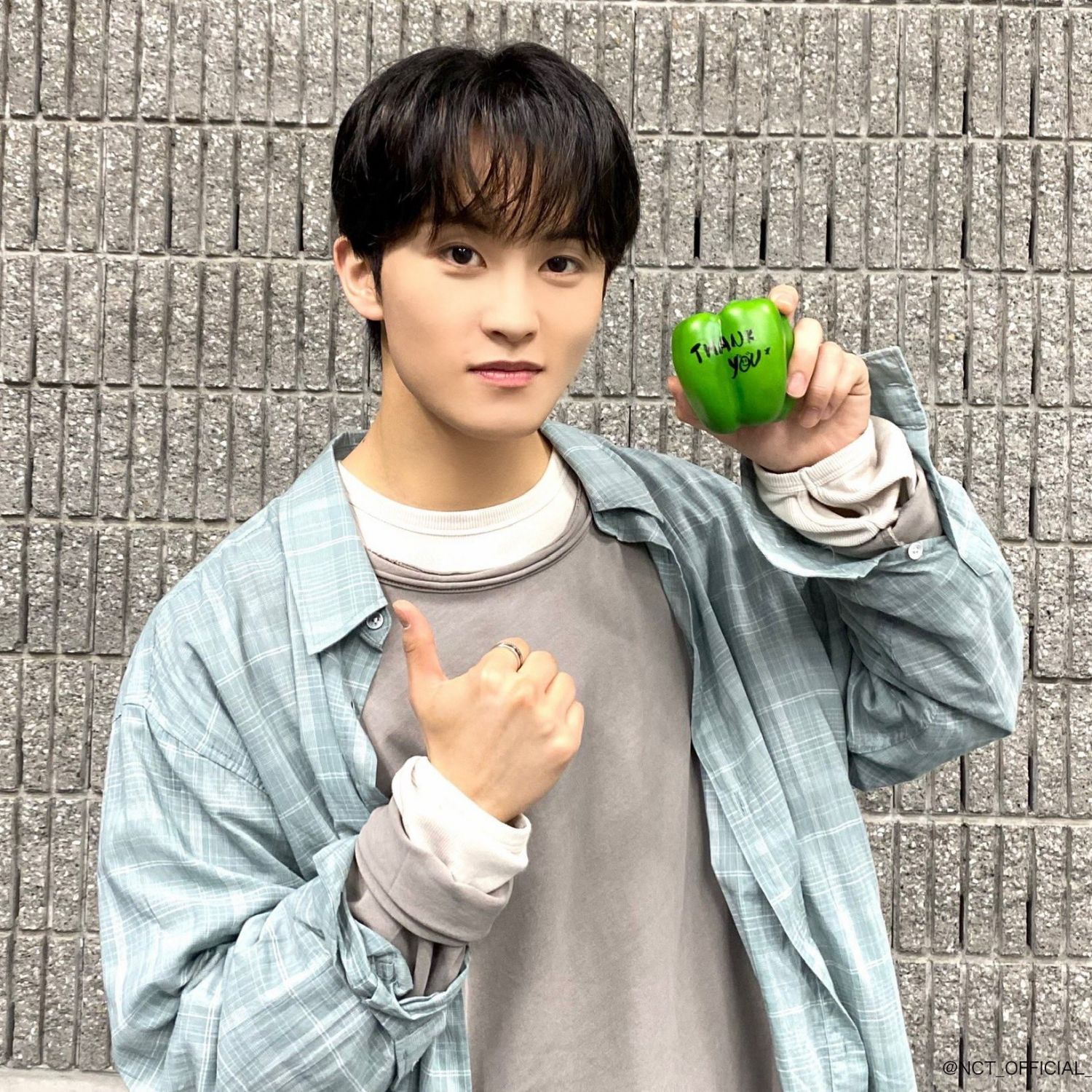 Behind-the-scenes cut of Mark (NCT 127, NCT DREAM)