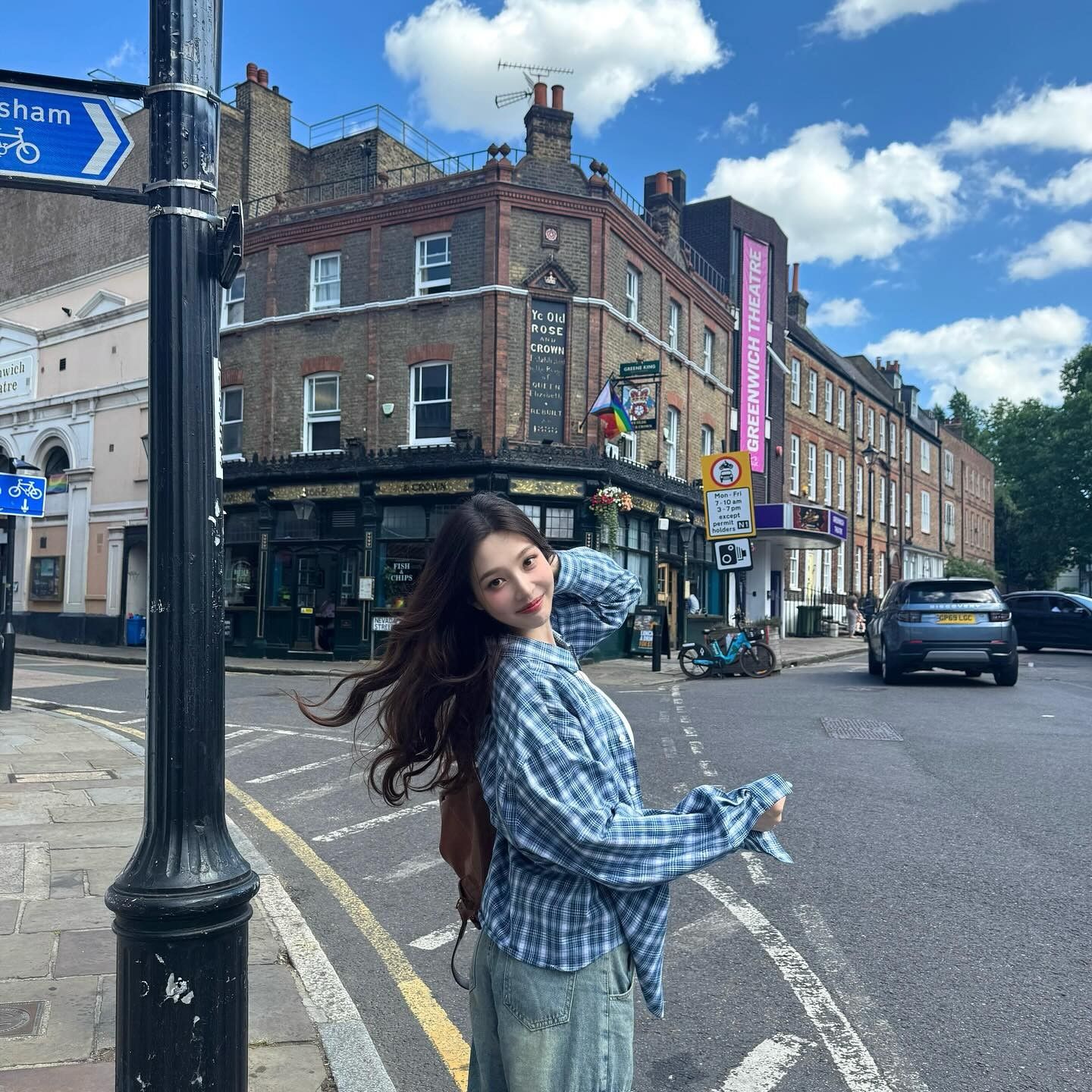 Behind-the-scenes cut of Joy (Red Velvet)