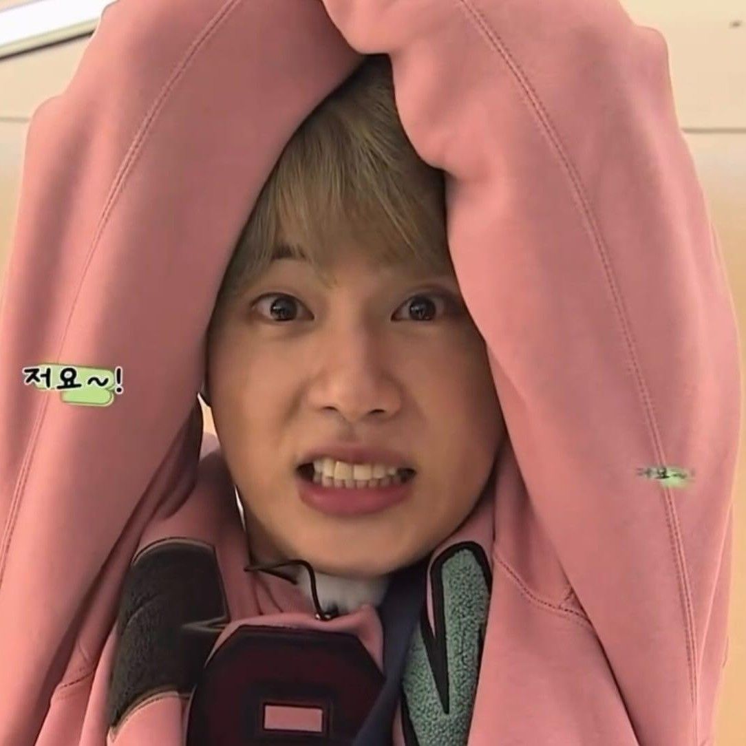 진 (방탄소년단) 최근 활동샷