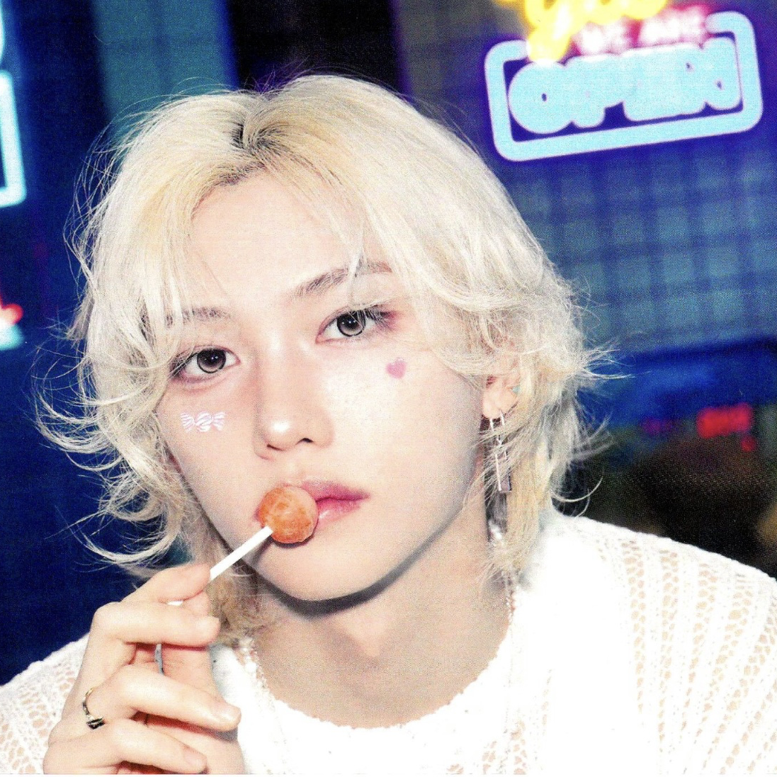 Behind-the-scenes cut of Felix (Stray Kids)