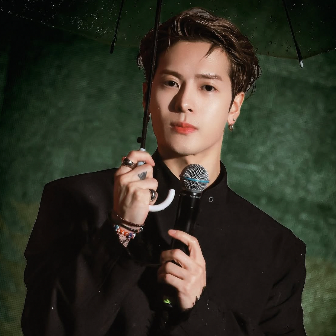 A moment captured by Jackson (GOT7)'s fan