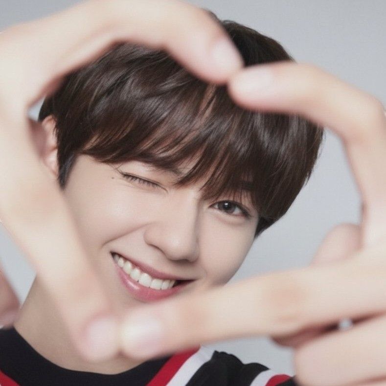 Recent activity shot of JL (AHOF)