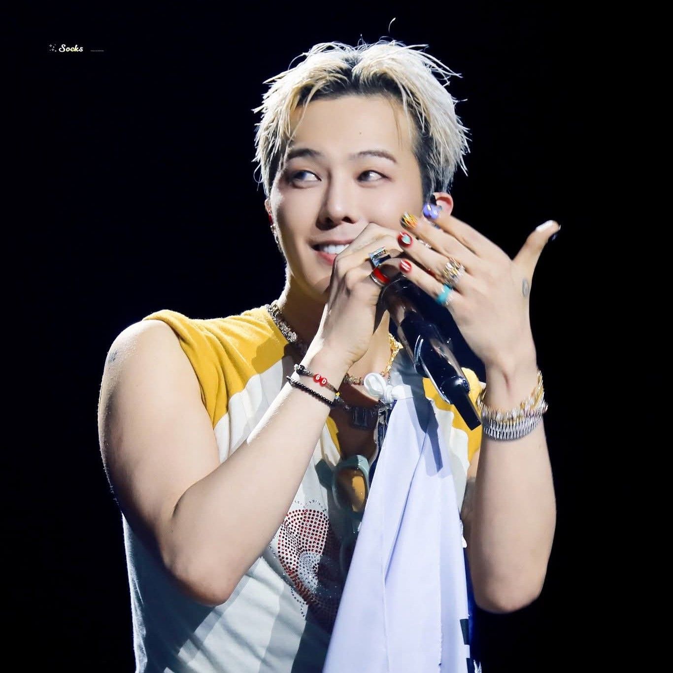 Recent activity shot of G-DRAGON (BIGBANG)