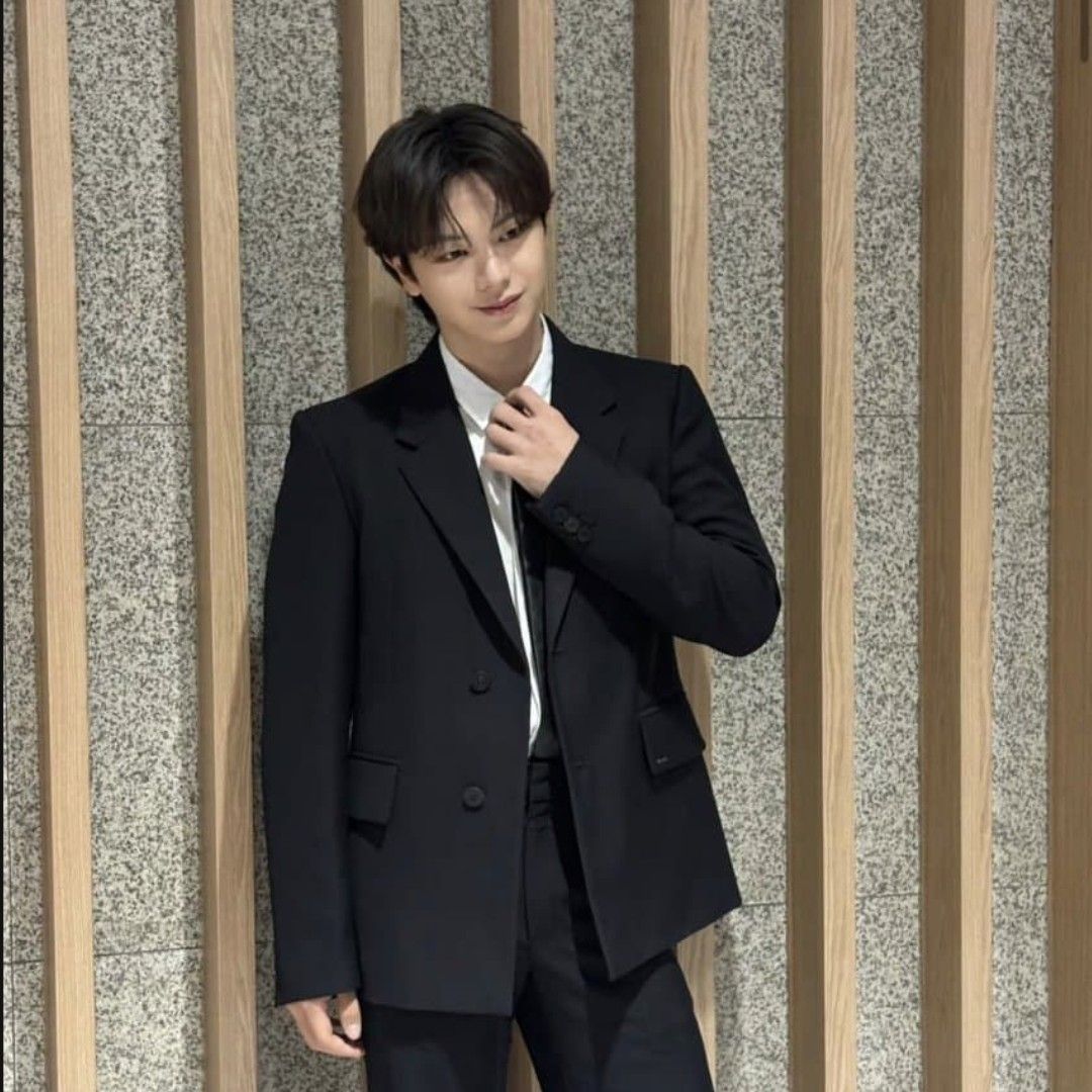 Recent activity shot of Yook Sungjae (BTOB)