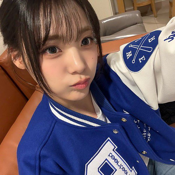 A moment captured by QWER's fan