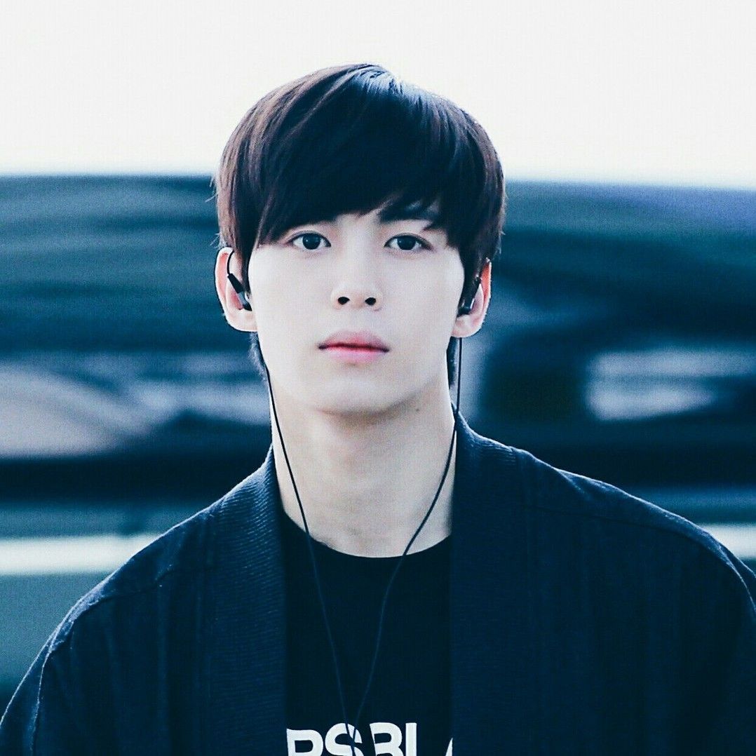 A moment captured by VIXX's fan