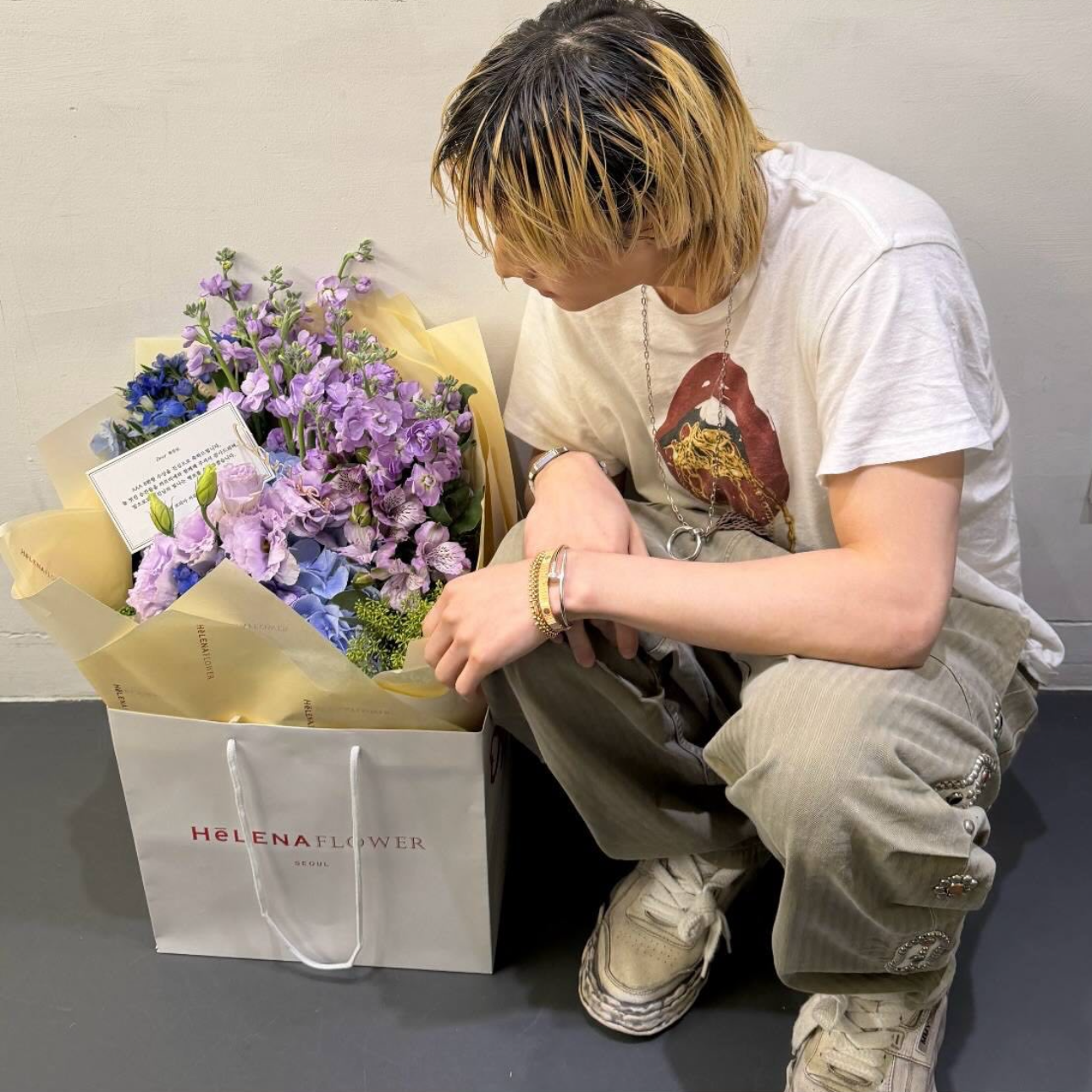 Latest photo of Hyunjin (Stray Kids)