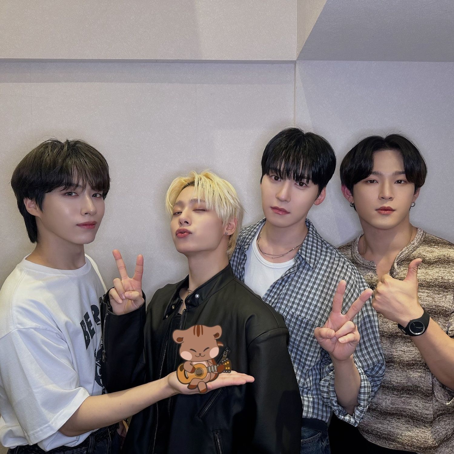 Recent activity shot of Seoho (ONEUS)