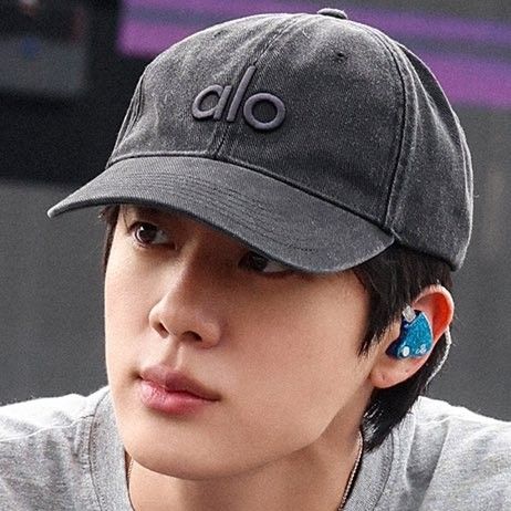 Behind-the-scenes cut of Jin (BTS)
