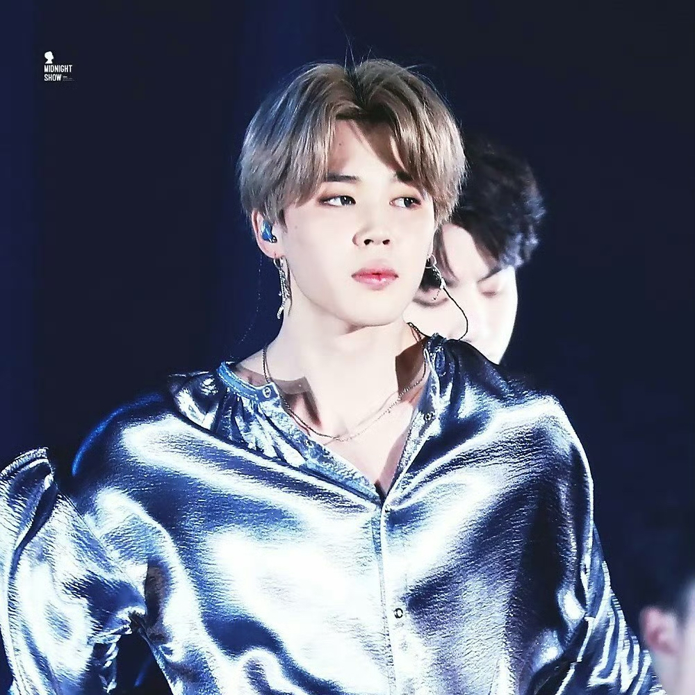 A moment captured by Jimin (BTS)'s fan