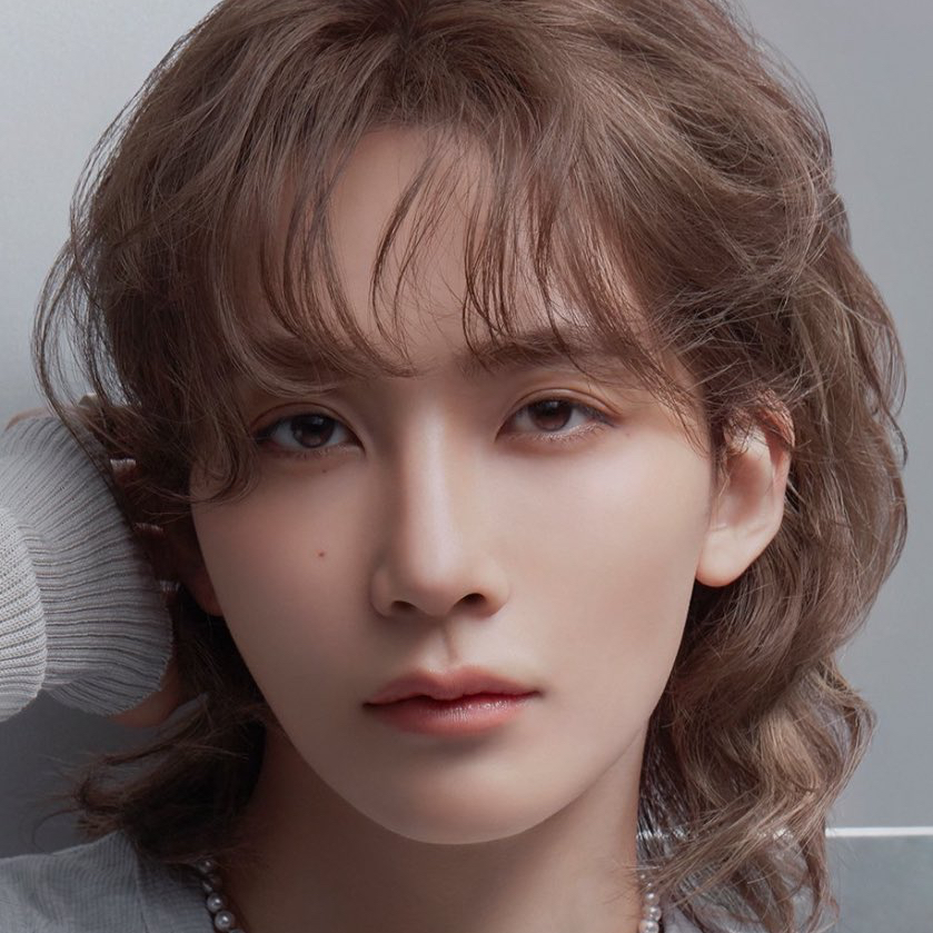 Recent activity shot of Jeonghan (SEVENTEEN)