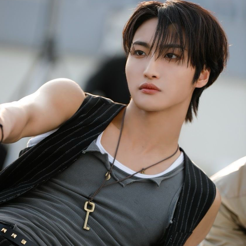 Latest photo of Seonghwa (ATEEZ)