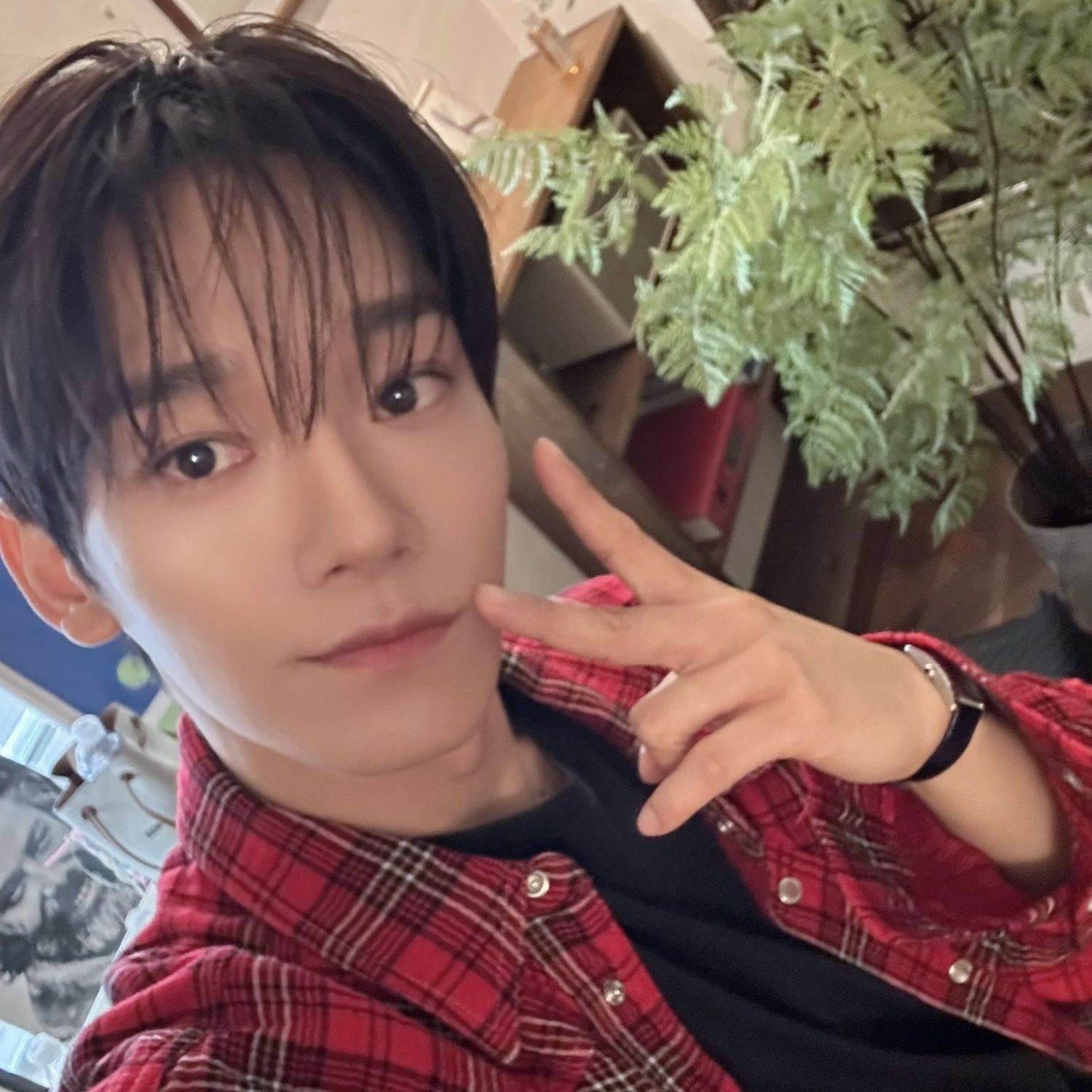 Recent activity shot of Chen (EXO)
