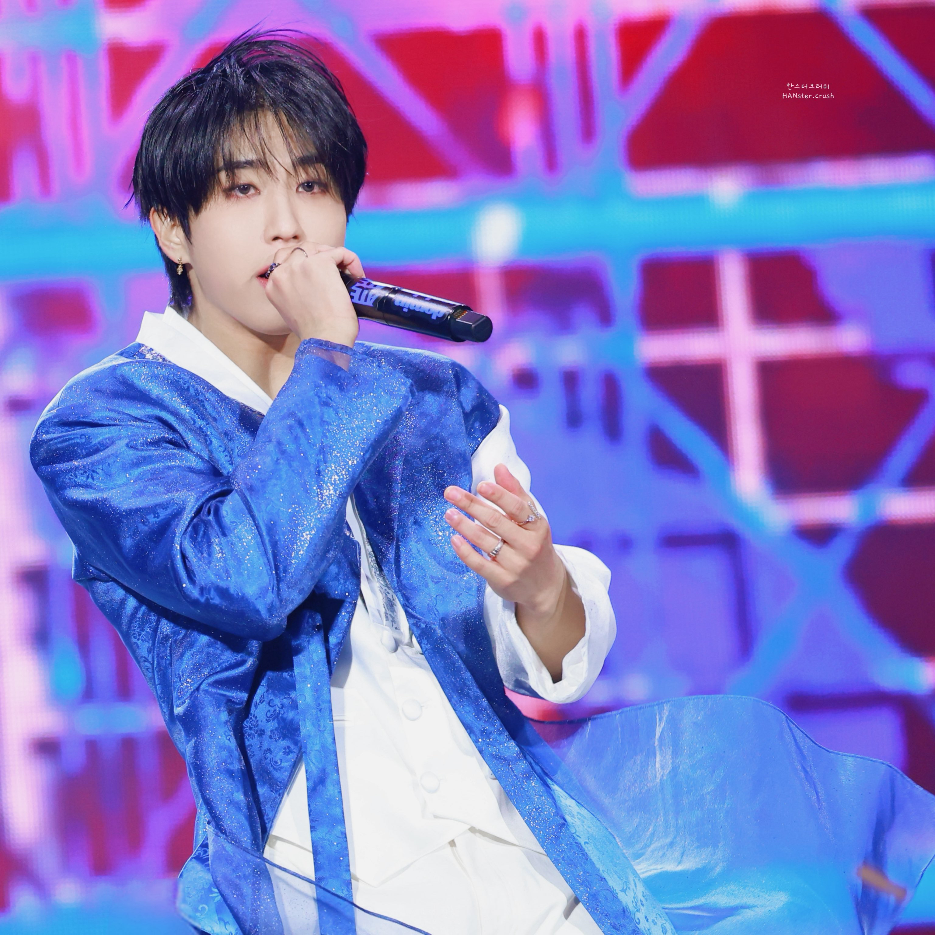 Recent activity shot of HAN (Stray Kids)