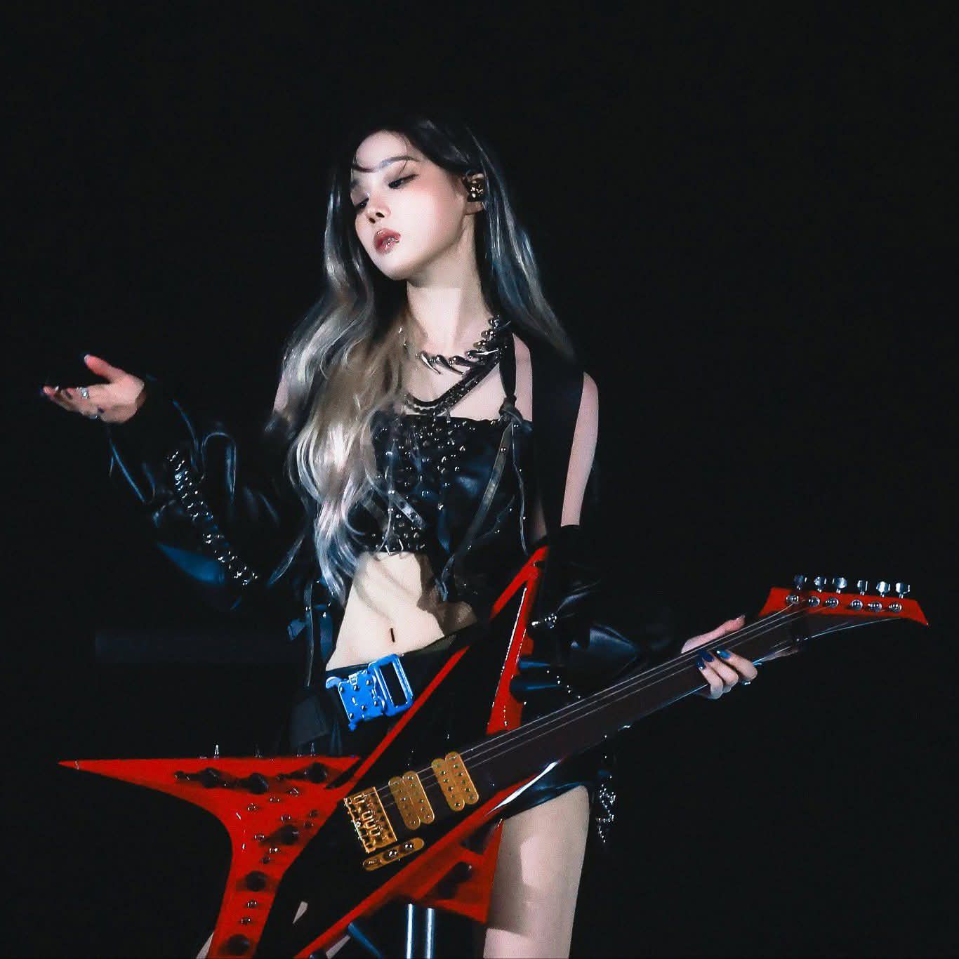 Recent activity shot of Winter (aespa)