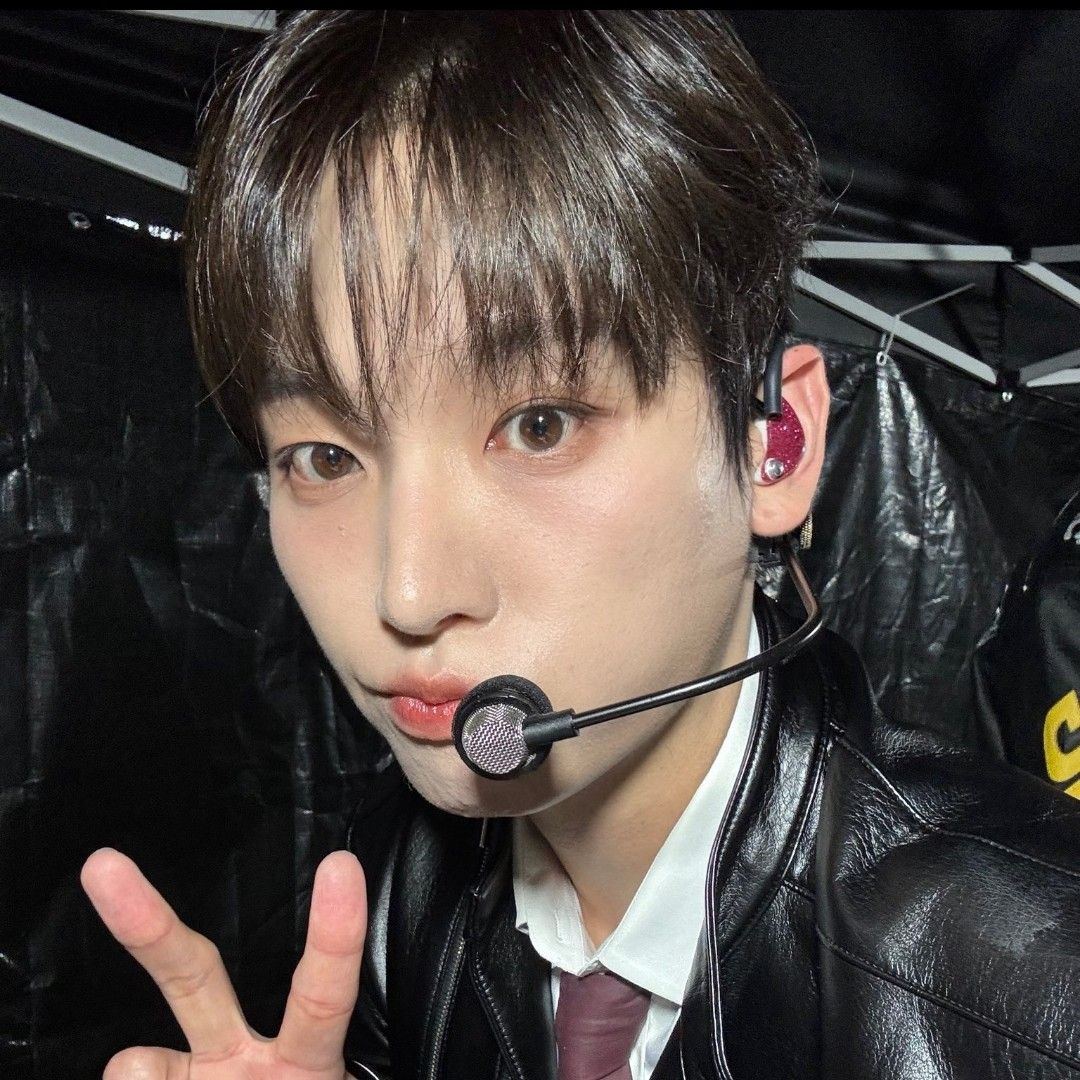 SF9 インソン ツーショット INSEONG SF9 JAPAN OFFICIAL on X: 