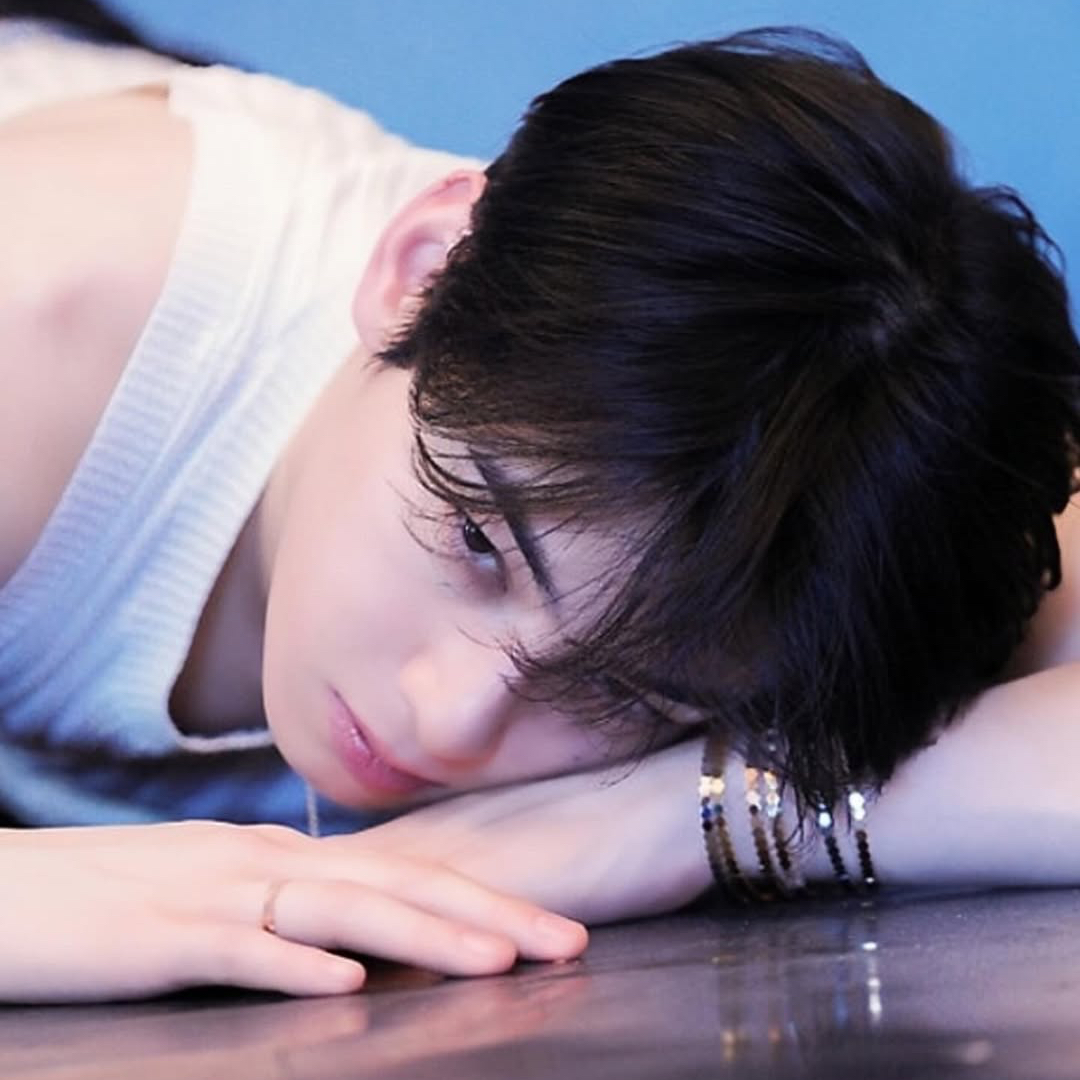 A moment captured by ASTRO's fan