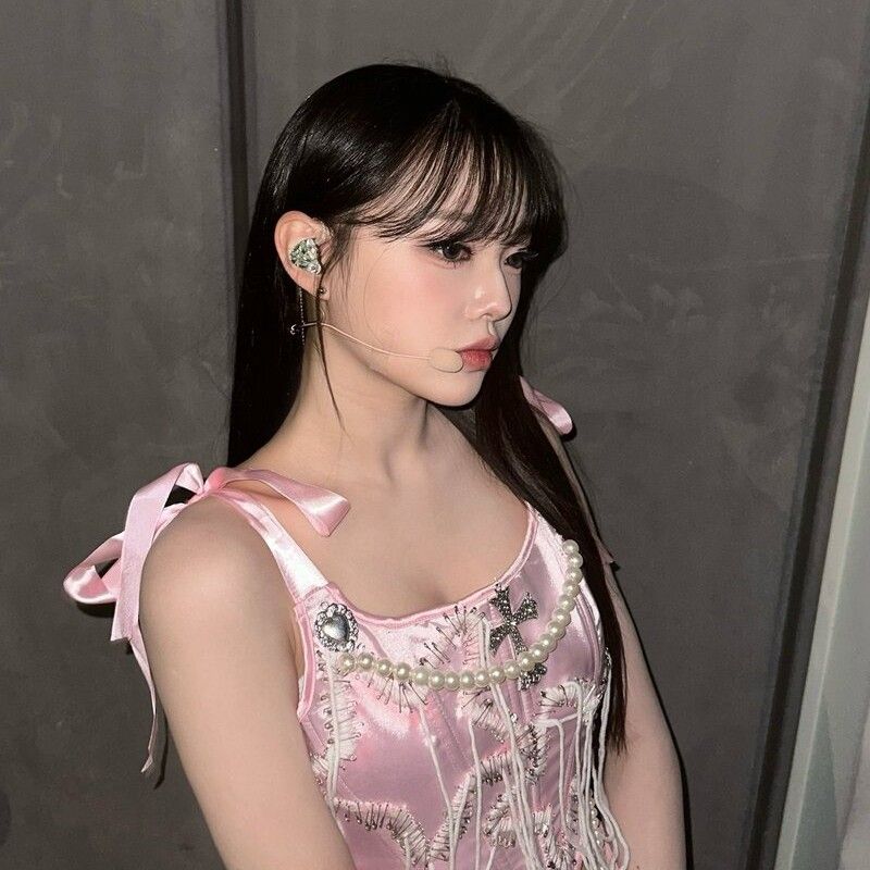 Behind-the-scenes cut of Park Boeun (CLASS:y)