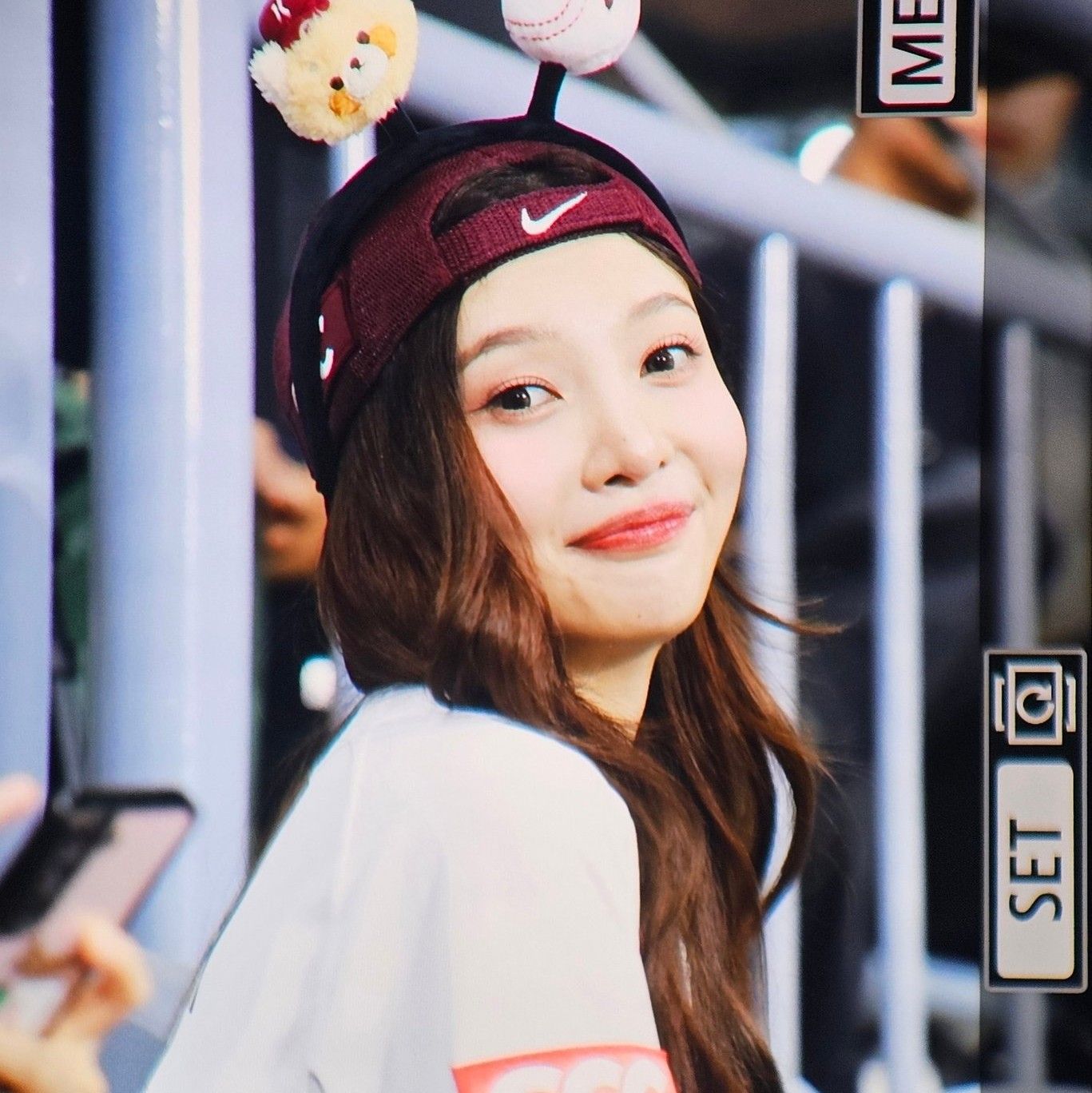 Recent activity shot of Joy (Red Velvet)