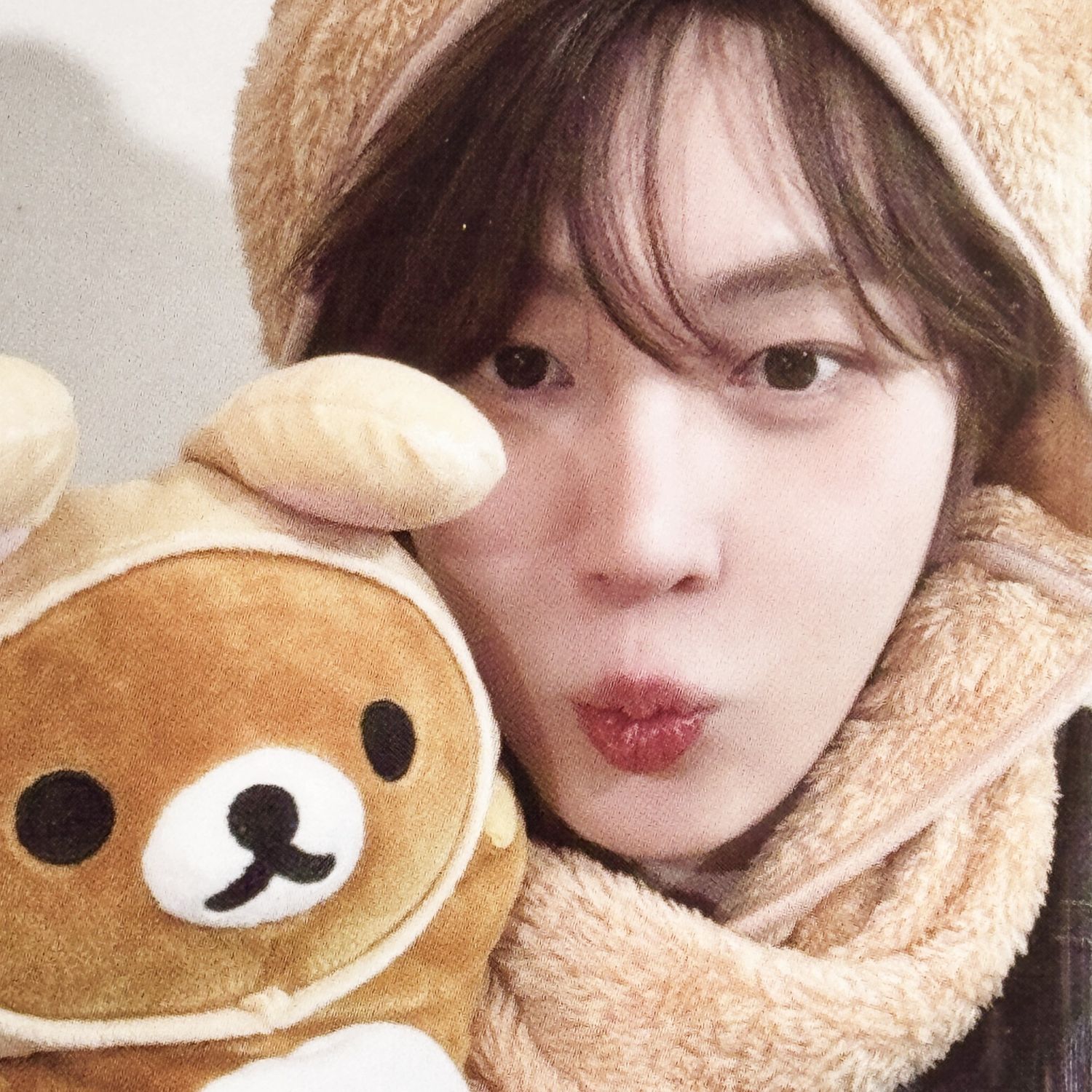 A moment captured by Ha Sungwoon's fan