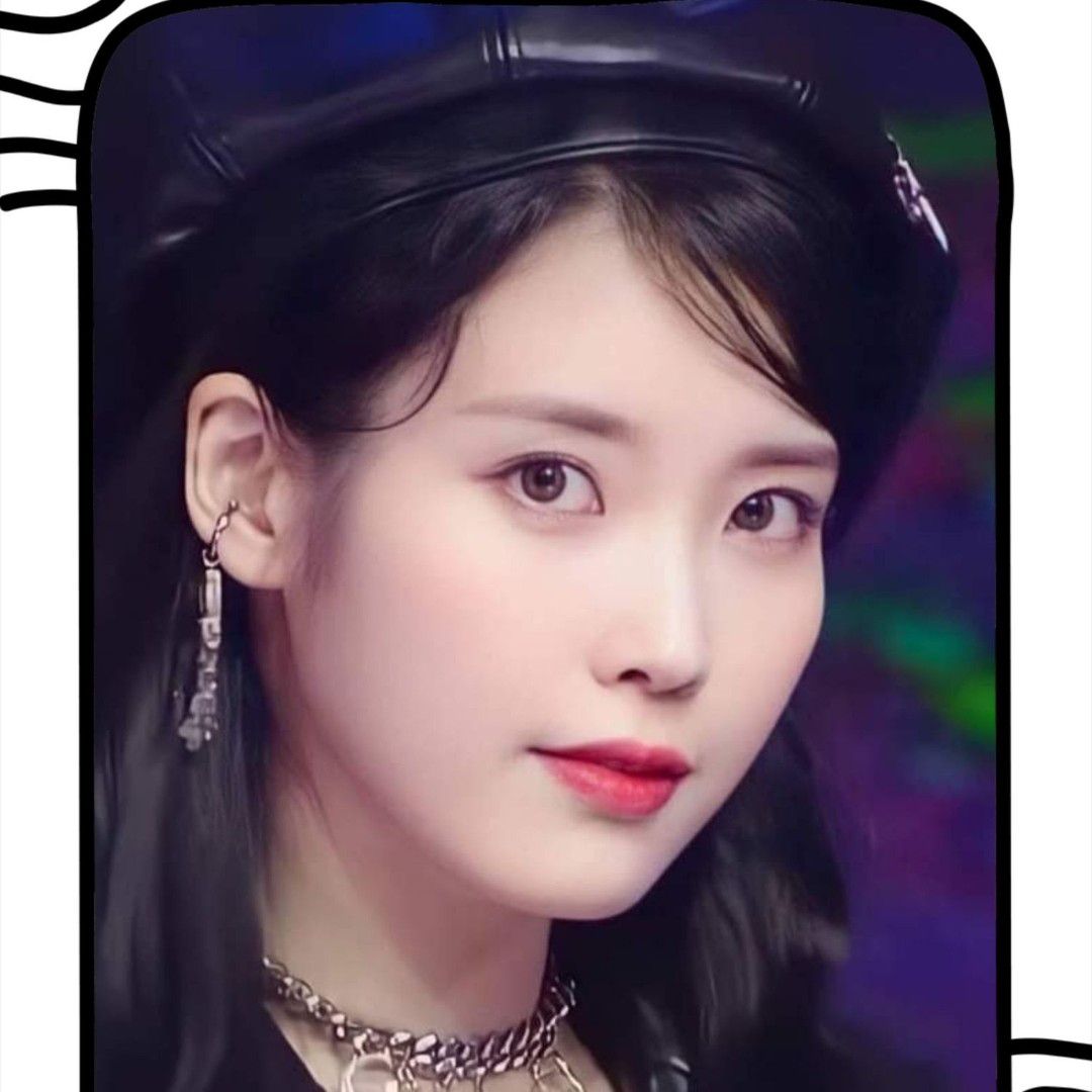 Foto aktivitas terbaru IU