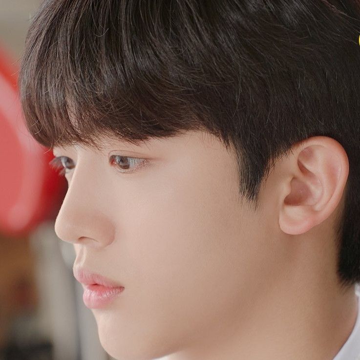 Behind-the-scenes cut of Kim Yohan (WEi)